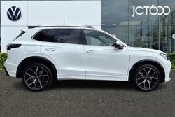 VOLKSWAGEN Tiguan Photo 4