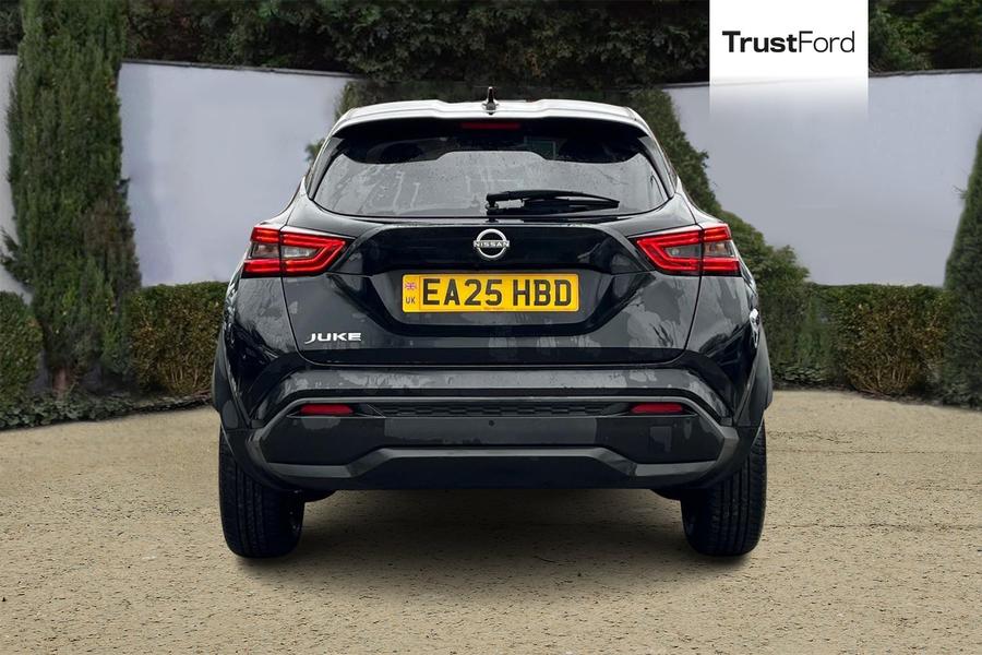 Nissan Juke Photo autoimg-7dd6b73eea6fb1901f26f9d50c51df4077c7667c.jpg
