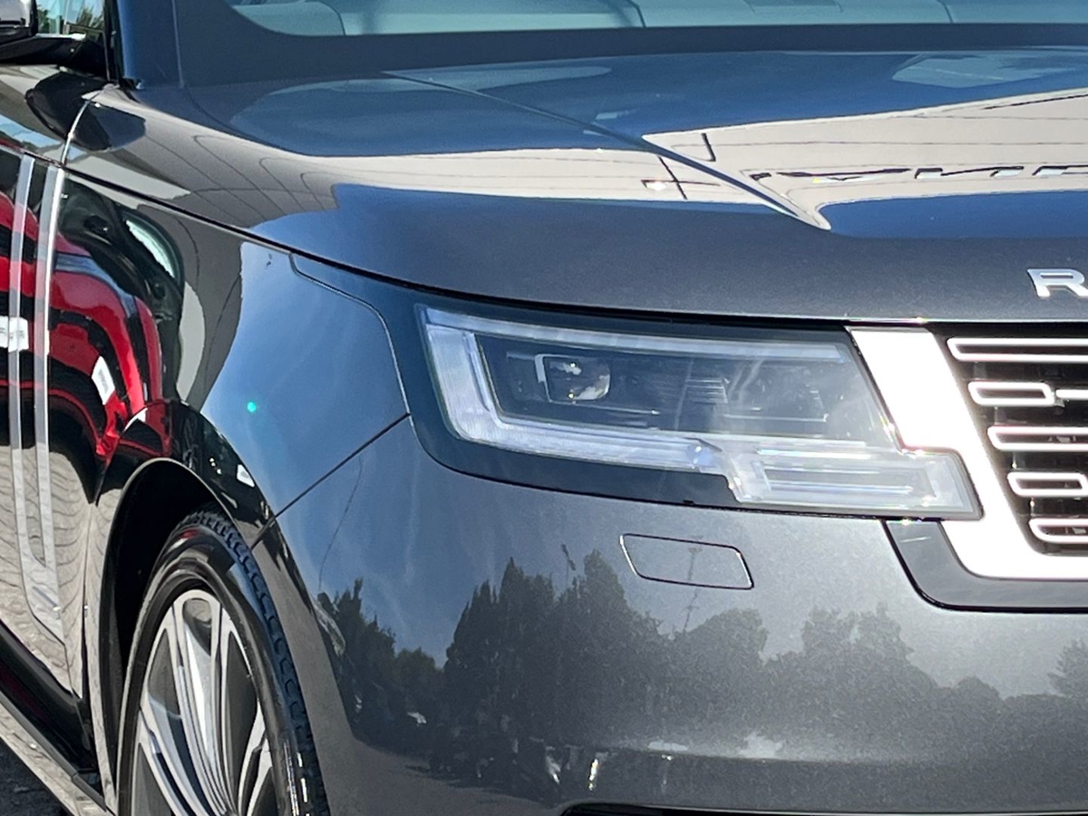 Land Rover Range Rover Photo autoimg-7dd79189f5f4cb58ab2ed2ff4e4bb8764f4a5721.jpg