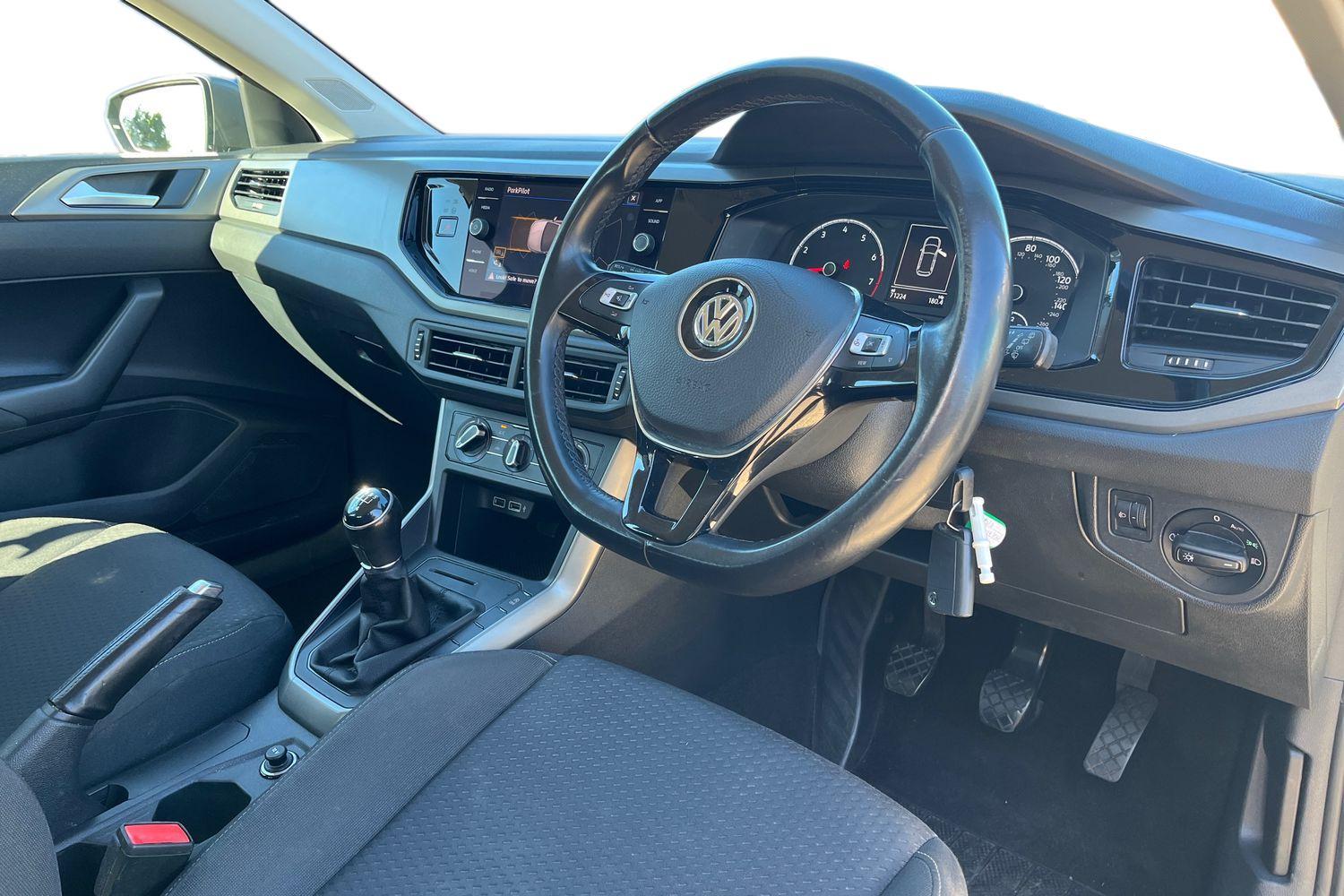 Volkswagen Polo Photo 8