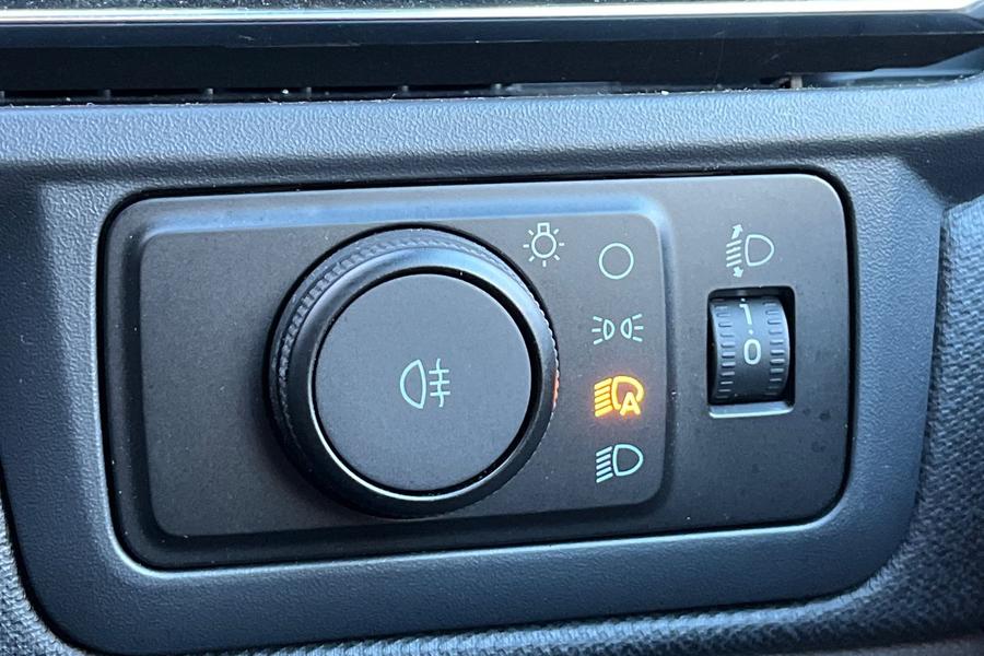 Ford Tourneo Custom Photo autoimg-7de39871ef32d41521a207fccc3a4a55e8309e07.jpg