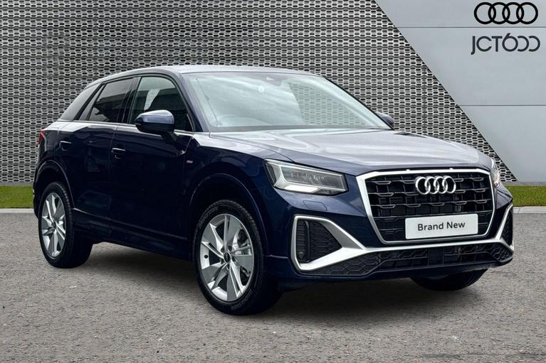 Used 2026 AUDI  Q2 Audi Q2 S line 35 TFSI 150 PS Navarra blue, metallic at JCT600