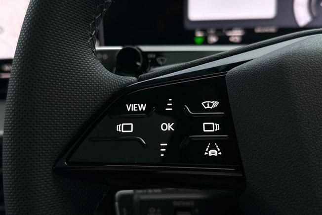 AUDI Q3 Photo 16