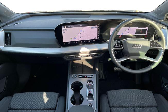 AUDI  Q4 SUV Photo 10