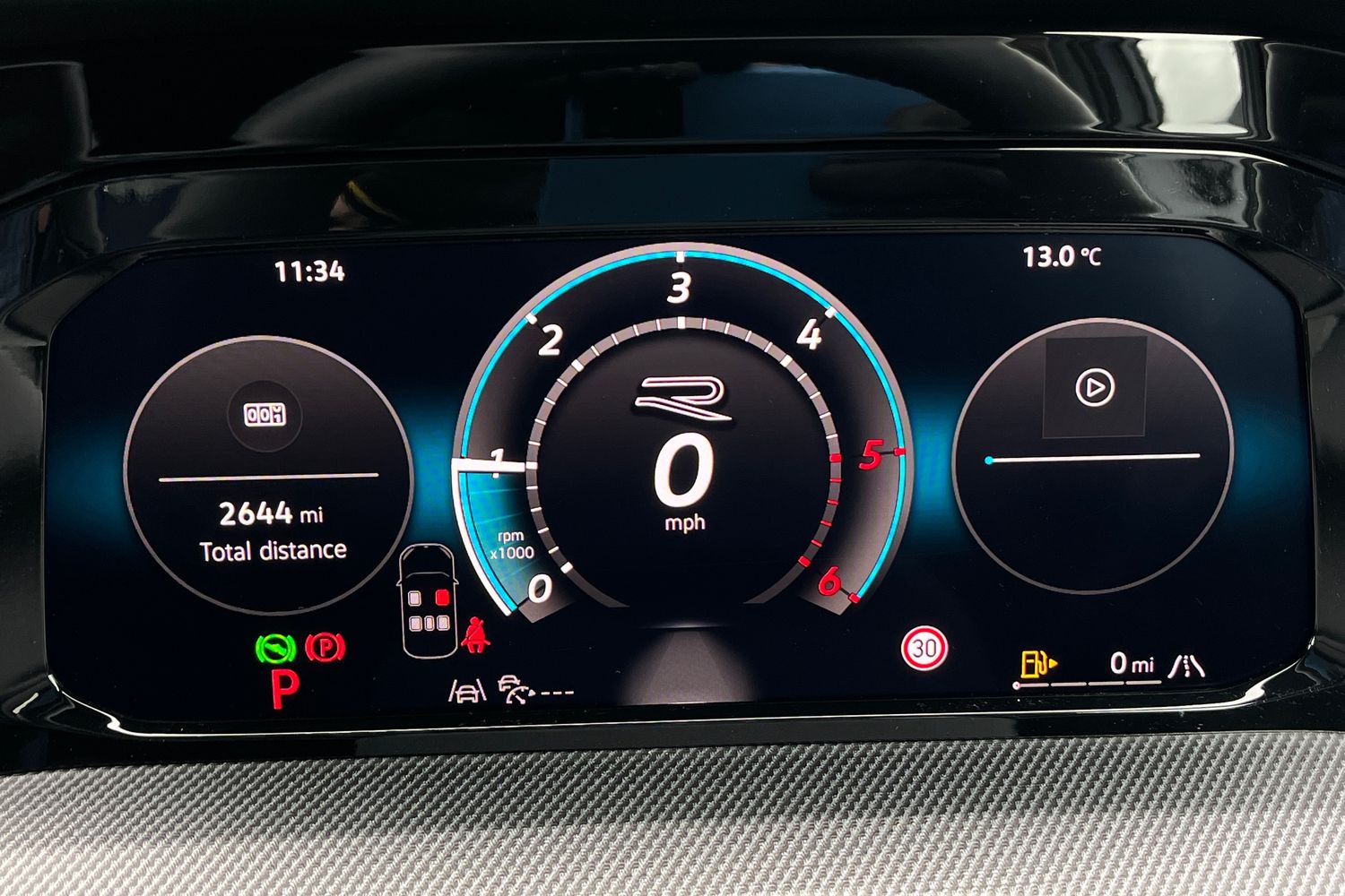 Volkswagen GOLF Photo 12