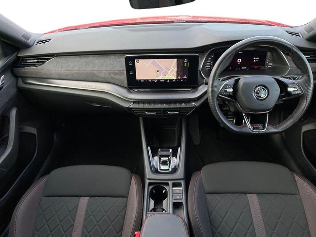 ŠKODA Octavia Photo 10