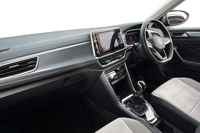 VOLKSWAGEN T-Roc Photo 2