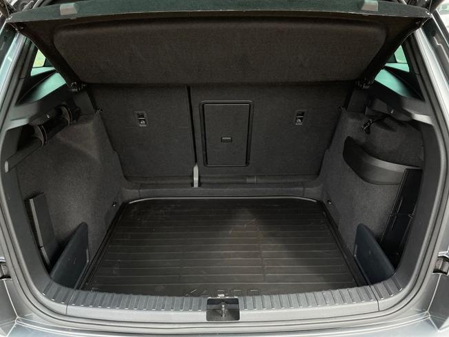 ŠKODA Karoq Photo 12
