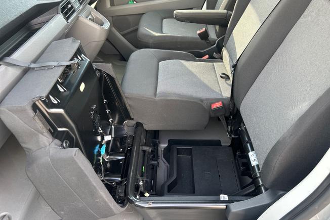 Volkswagen Crafter Photo 36