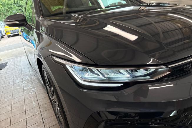 VOLKSWAGEN Golf Photo 19