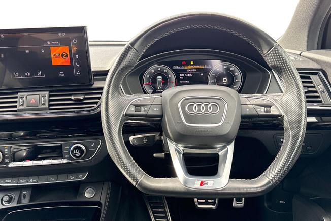 AUDI Q5 Photo 11