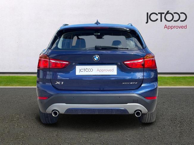 BMW X1 Photo 7