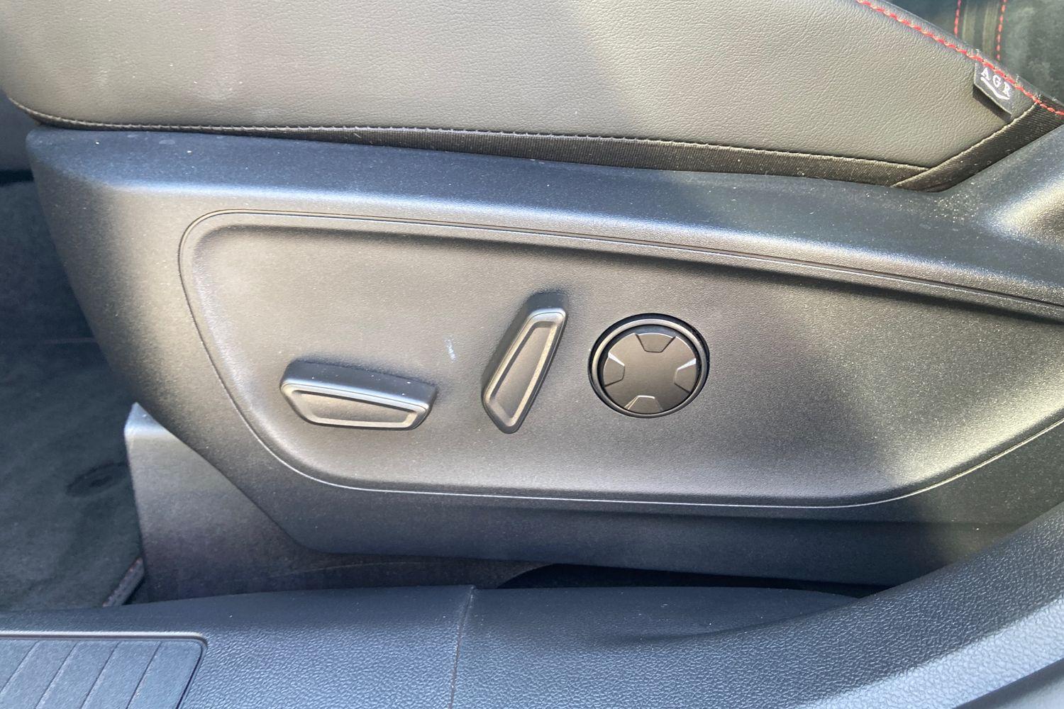 Ford KUGA Photo 28