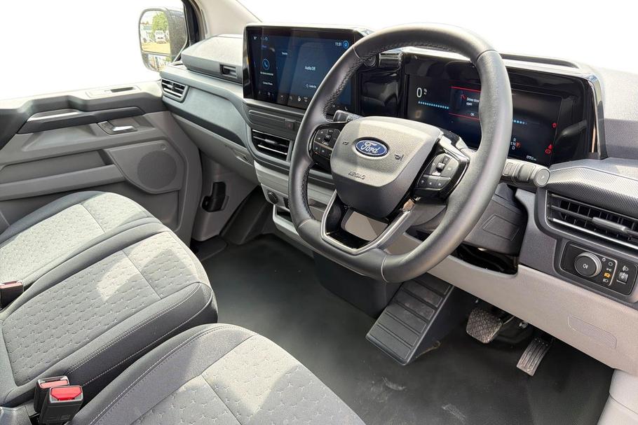 Used Ford E-TRANSIT CUSTOM WO75BXX 14