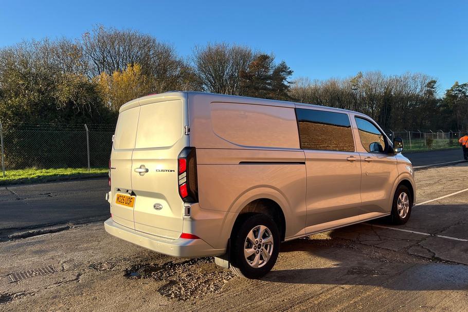 Used Ford TRANSIT CUSTOM 24