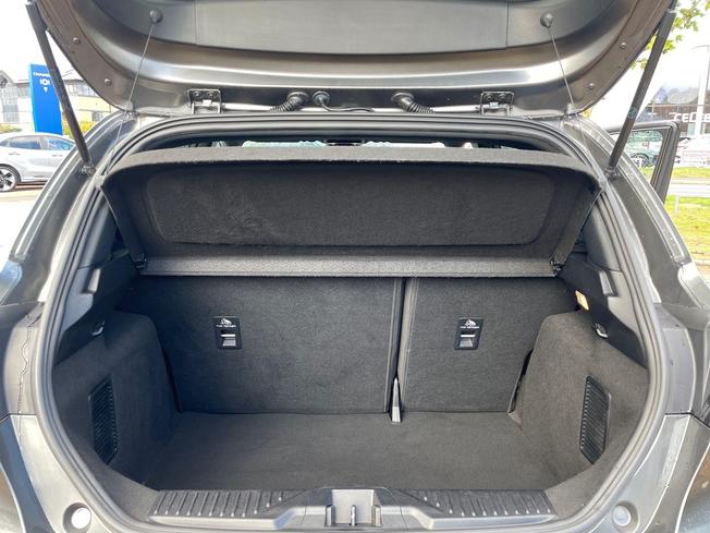 FORD Fiesta Photo 12