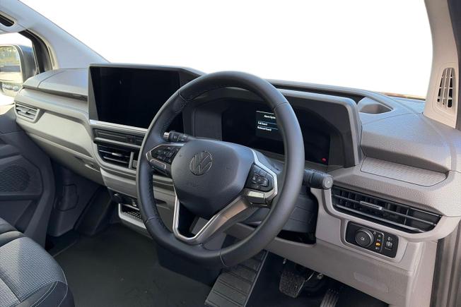 VOLKSWAGEN Transporter Photo 10