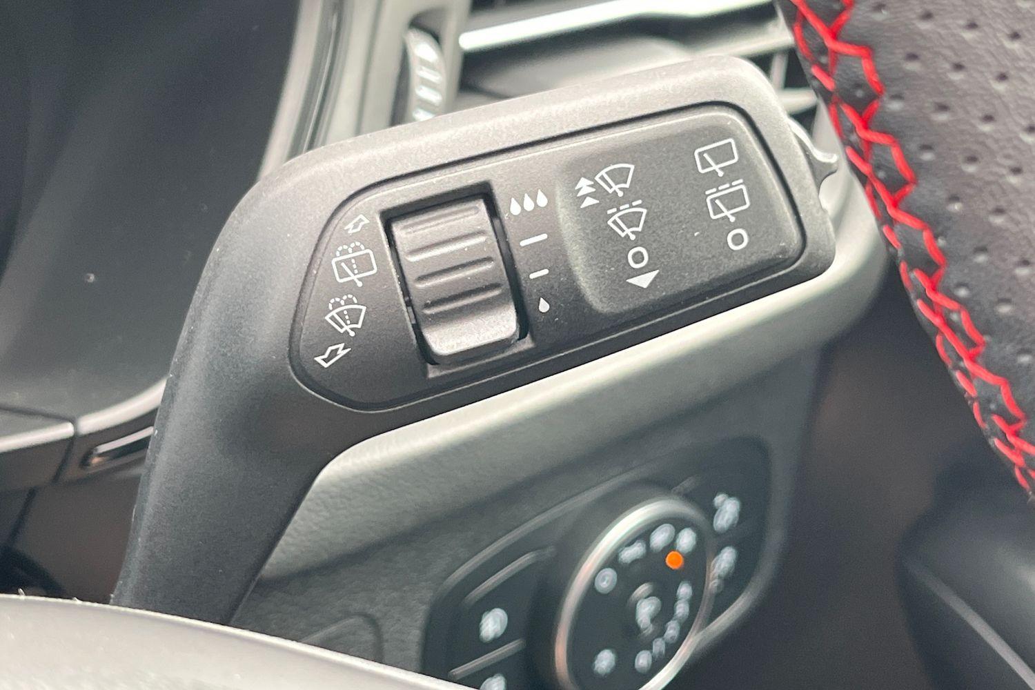 Ford FOCUS Photo 14