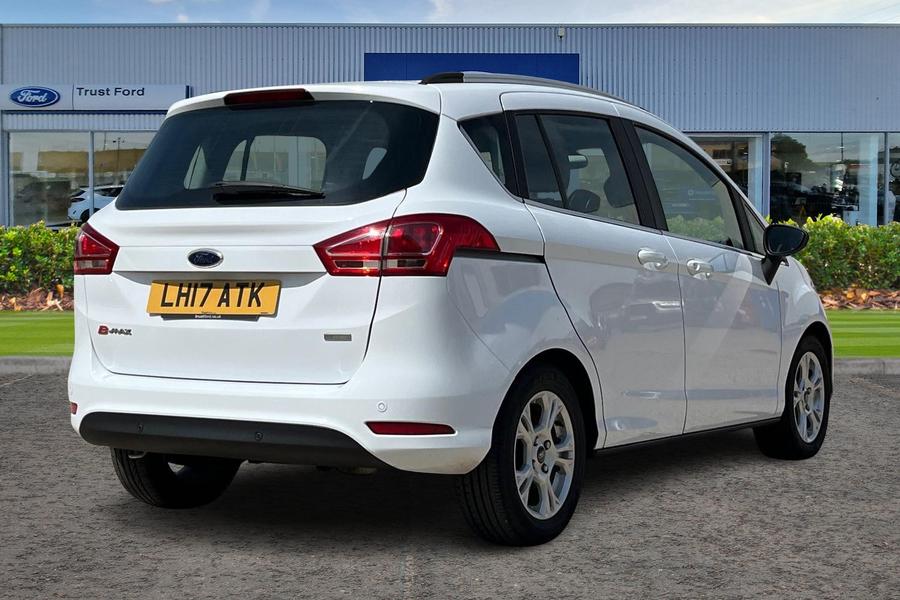 Ford B-MAX Photo autoimg-7e0b6dbc7b591ada8ba54fc31921e3063eac4f44.jpg