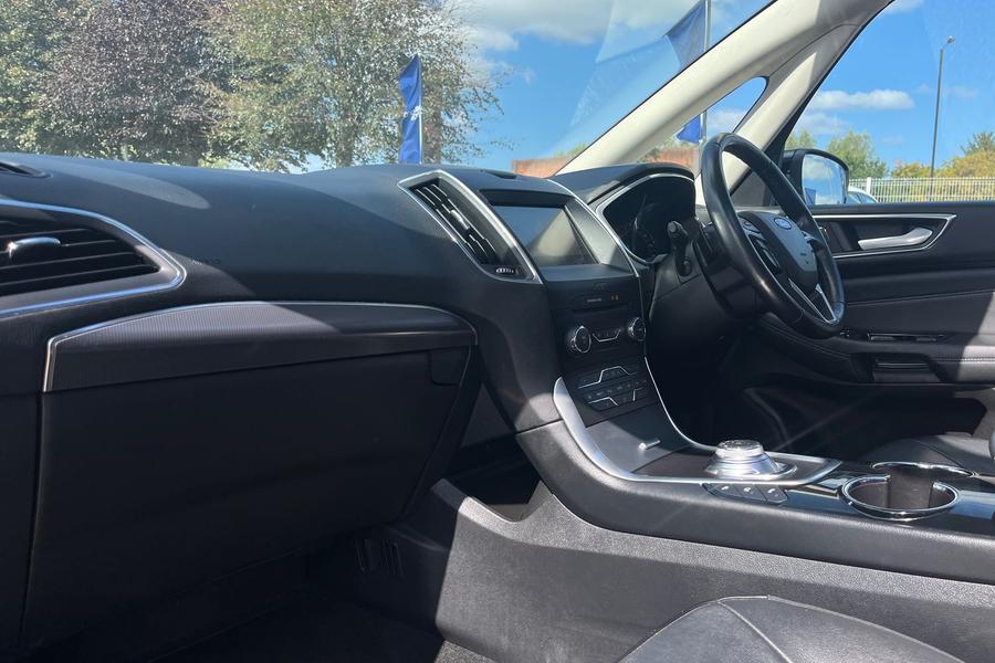 Ford Galaxy Photo autoimg-7e0e49ed5a9f396ee81ce067793bd25f32262208.jpg