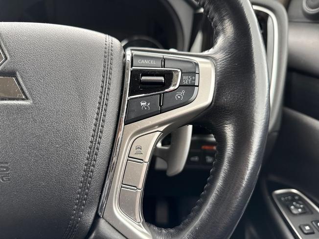 Mitsubishi Outlander Photo 17