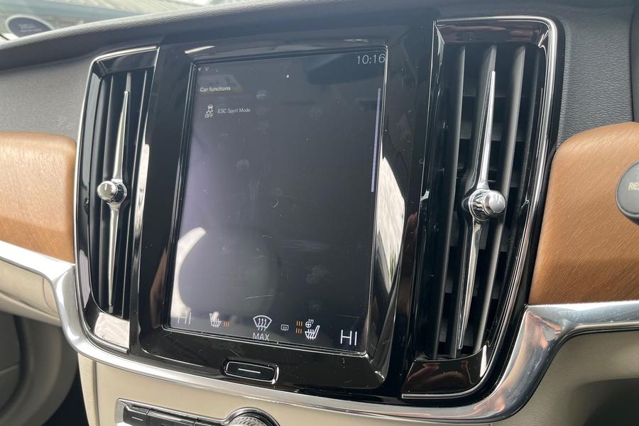 Volvo V90 Photo autoimg-7e0ef913d0c2ad8666b4d0f5a384405716fe893c.jpg
