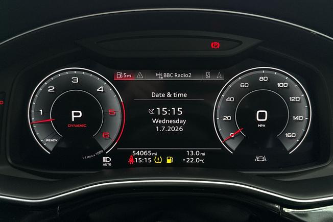 AUDI Q8 Photo 15