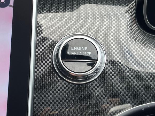 Mercedes-Benz C Class Photo autoimg-7e1393c6bb7f839b4b206d720ba775fb7f93ea59.jpg