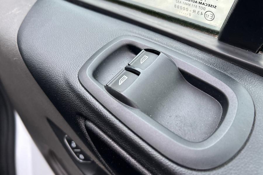 Ford TRANSIT CUSTOM Photo autoimg-7e13db15794d82e3d74ca680a4b88f12a1b8ec78.jpg