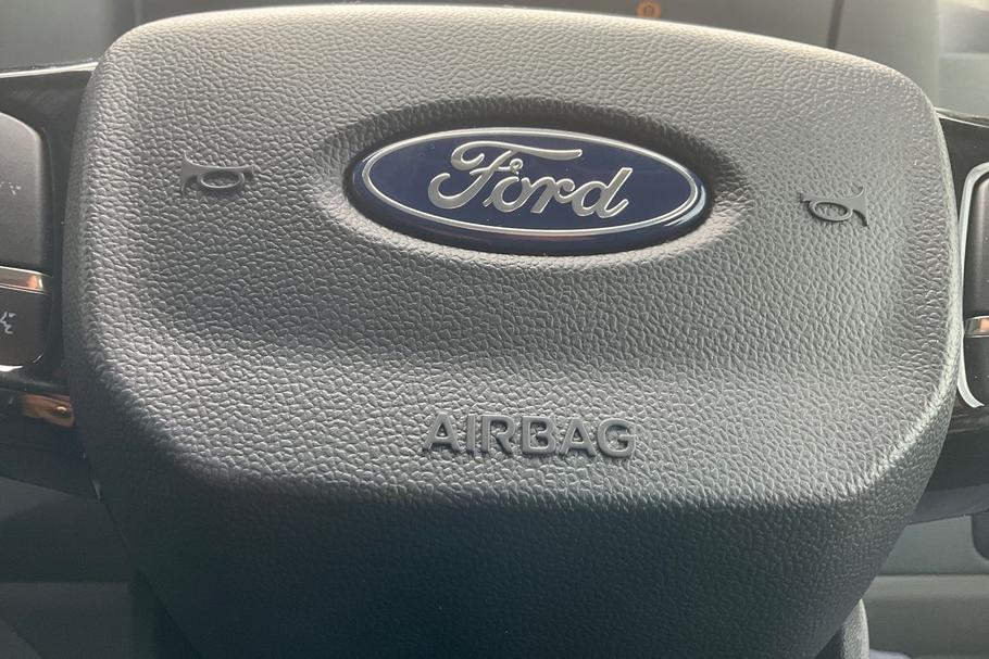 Used Ford TRANSIT CUSTOM YB26OZC 39