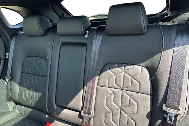 NISSAN Qashqai Photo 9