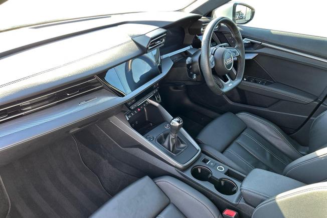 AUDI A3 Photo 2