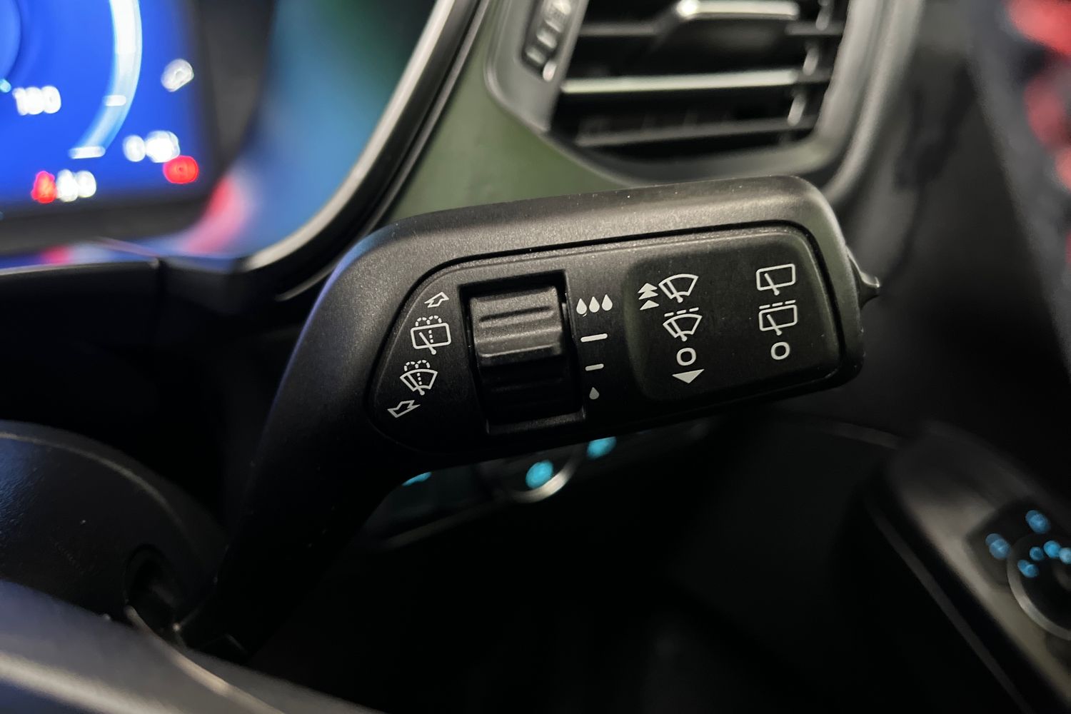 Ford Kuga Photo 14