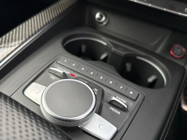 AUDI RS5 Photo 35