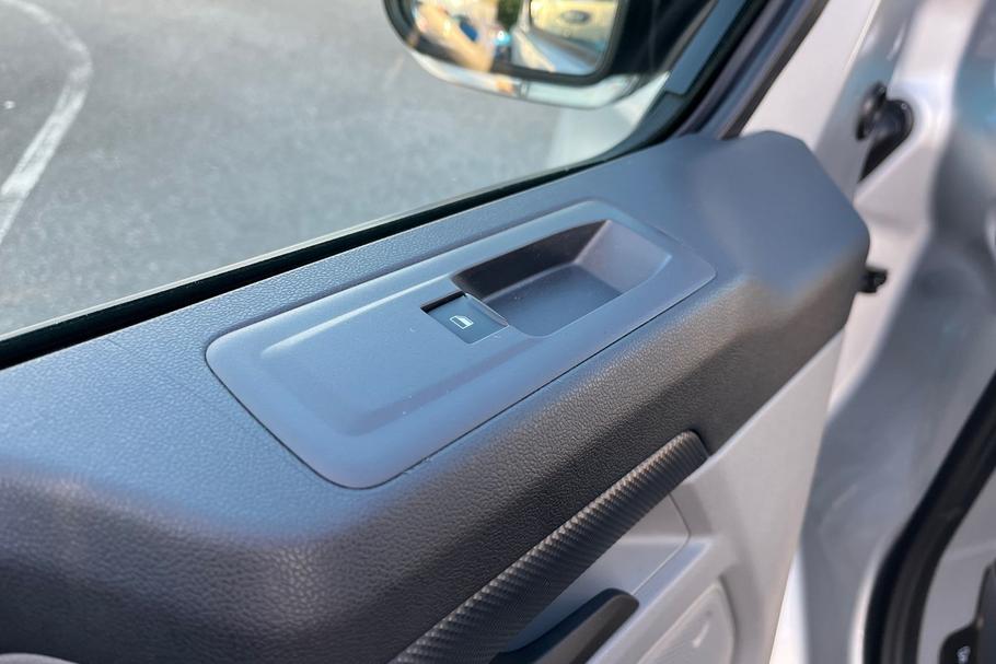 Used Ford TRANSIT CUSTOM 39