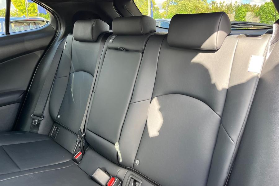 Lexus UX Photo autoimg-7e296809e51620b369c2f4ee9f7b763ad7a1ed3d.jpg