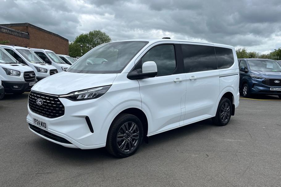Used Ford TOURNEO CUSTOM YP24MXD 36
