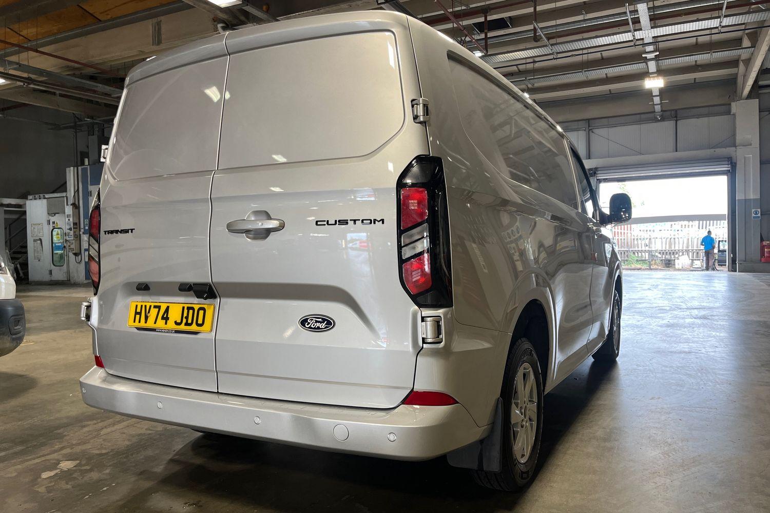 Ford Transit Custom Photo 6