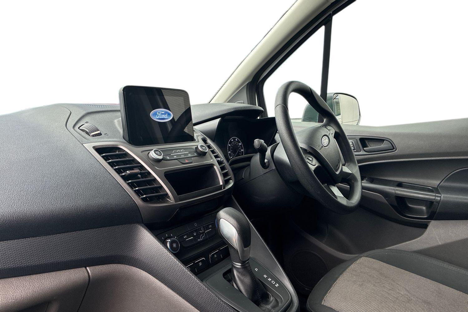 Ford TRANSIT CONNECT Photo 2