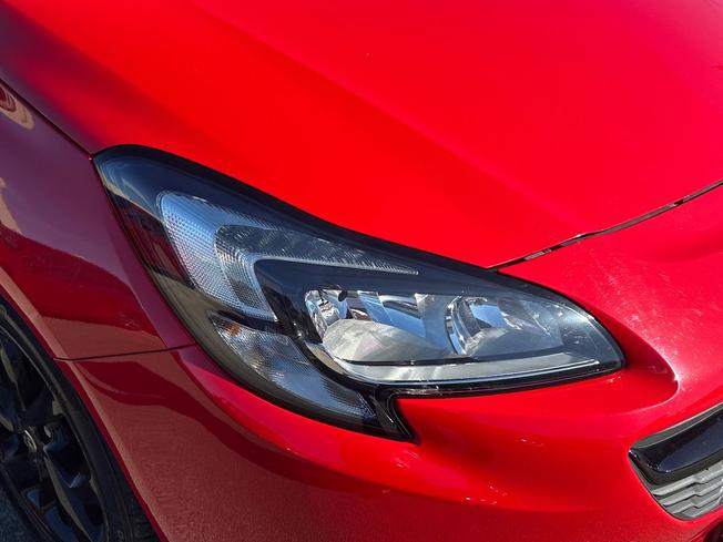 VAUXHALL Corsa Photo 19