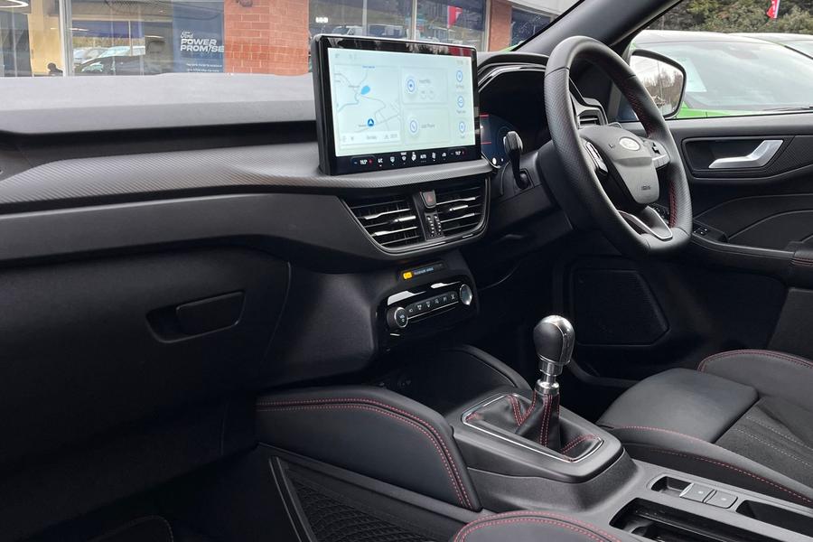 Ford Kuga Photo autoimg-7e40622c3af567202a193ed0fce9786b4e055bc8.jpg
