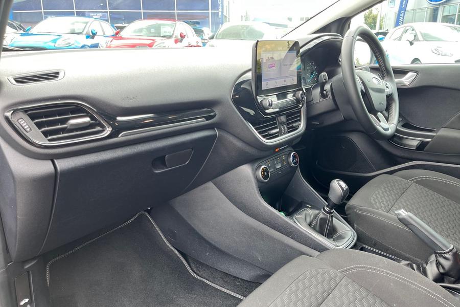 Ford FIESTA Photo autoimg-7e406a7ca8b58a2ef5bffeede9e4e4303cf1c992.jpg