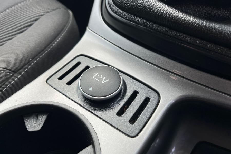 Ford KUGA Photo autoimg-7e41745c54887b7435fe8c26cca153f6419b0b68.jpg