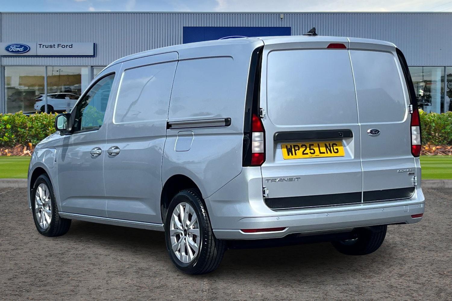 Ford TRANSIT CONNECT Photo 1