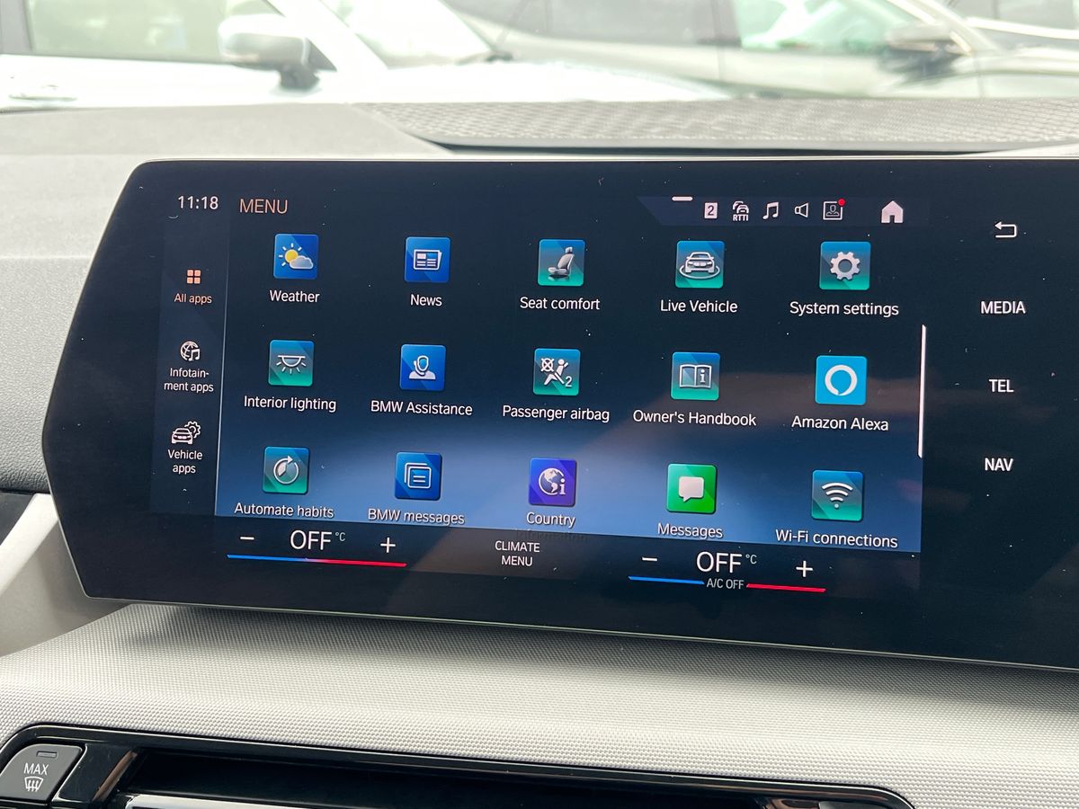 BMW 2 Series Active Tourer Photo 36