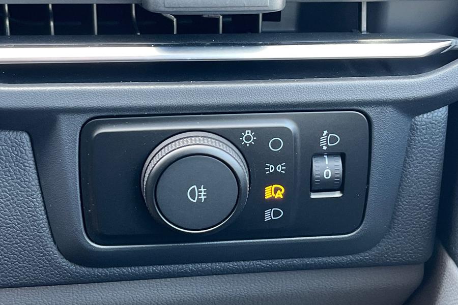 Ford TRANSIT CUSTOM Photo autoimg-7e45a53e70fd39d18d62c489cf250e8e46feb7e9.jpg