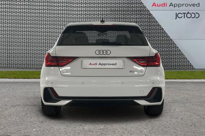 AUDI A1 Photo 7