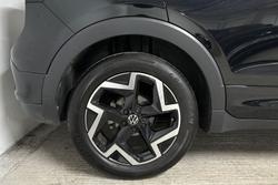 VOLKSWAGEN T-Cross Photo 5