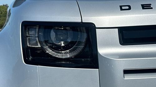 Land Rover Defender Photo autoimg-7e4c581e08cbd7ada071f3881d7e4b5699ca5e6e.jpg