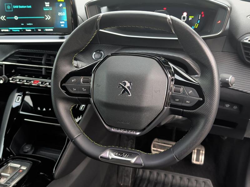 Used Peugeot E-2008 RY73ASO 33